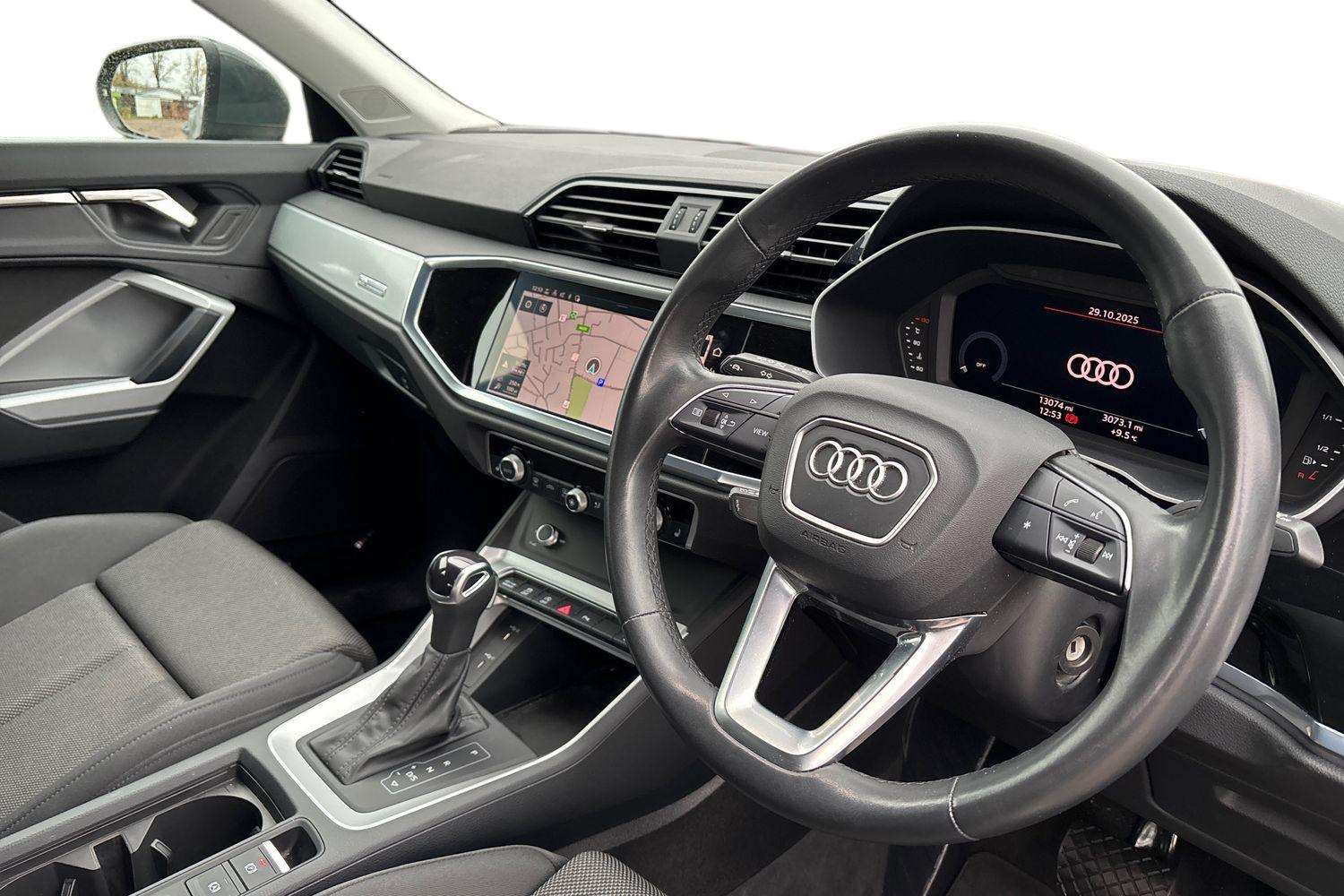 Used Audi Q3 2023 for sale - 76475757: Photo 6