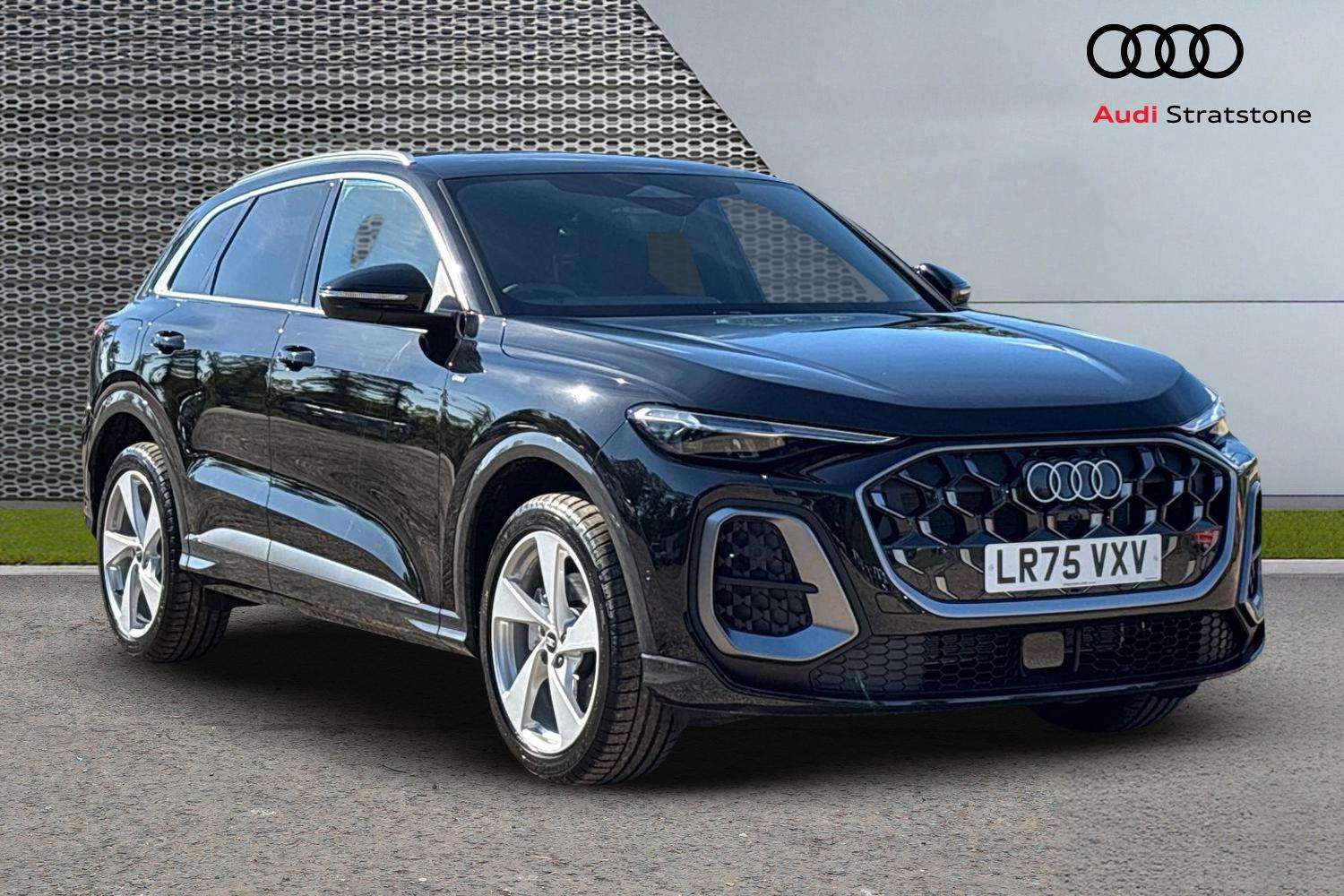 Used Audi Q5 2025 for sale - 76125693: Photo 1