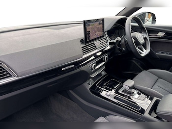 Used Audi Q5 2024 for sale - 77628330: Photo