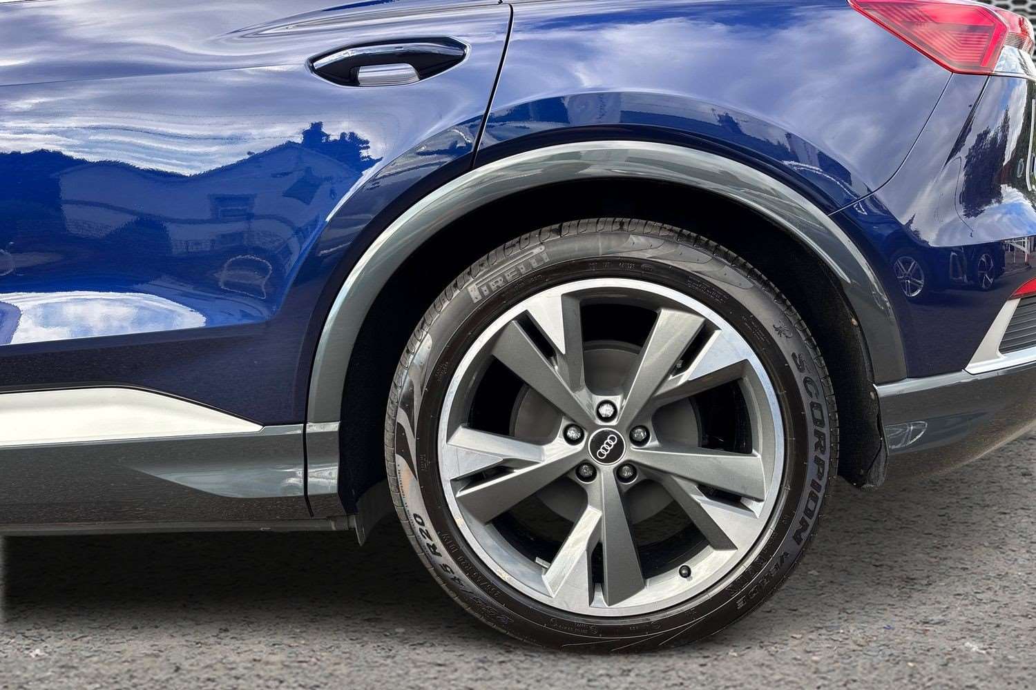 Used Audi Q4 e-tron 2021 for sale - 76016271: Photo 10