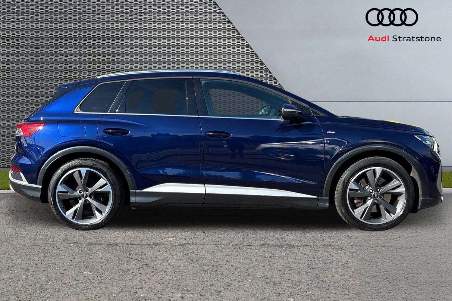 Used Audi Q4 e-tron 2021 for sale - 76016271: Photo 4