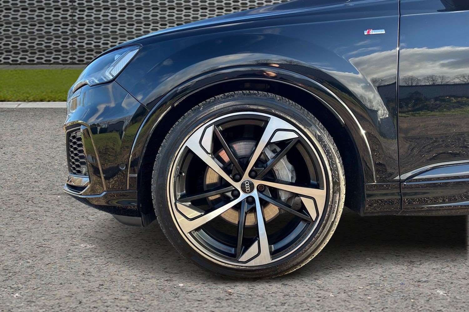 Used Audi Q7 2020 for sale - 76902299: Photo 11