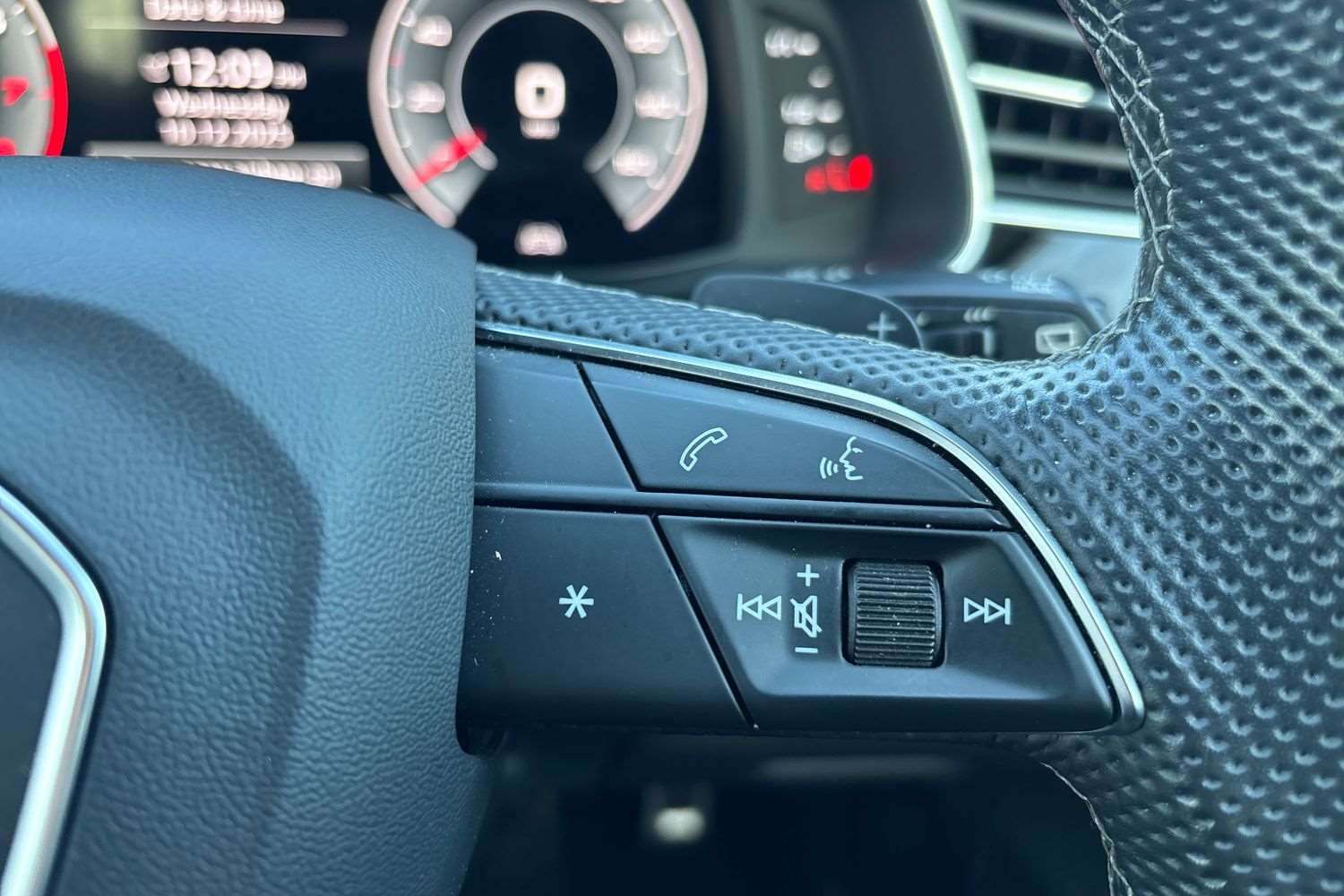 Used Audi Q7 2020 for sale - 76902299: Photo 17