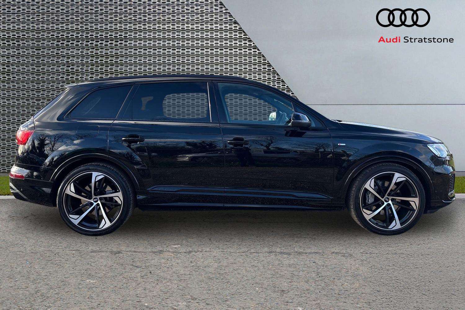 Used Audi Q7 2020 for sale - 76902299: Photo 4