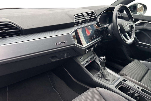 Used Audi Q3 2020 for sale - 76272051: Photo 2