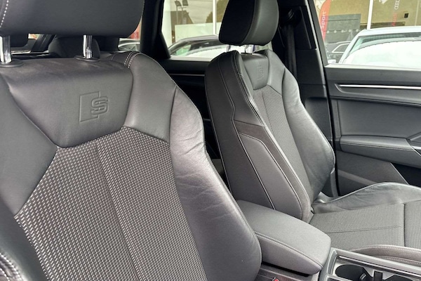 Used Audi Q3 2020 for sale - 76272051: Photo 32