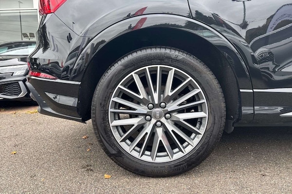 Used Audi Q3 2020 for sale - 76272051: Photo 9