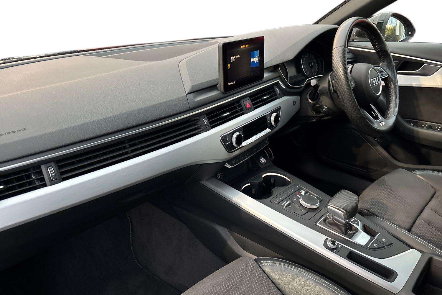 Used Audi A4 2019 for sale - 76692020: Photo 2