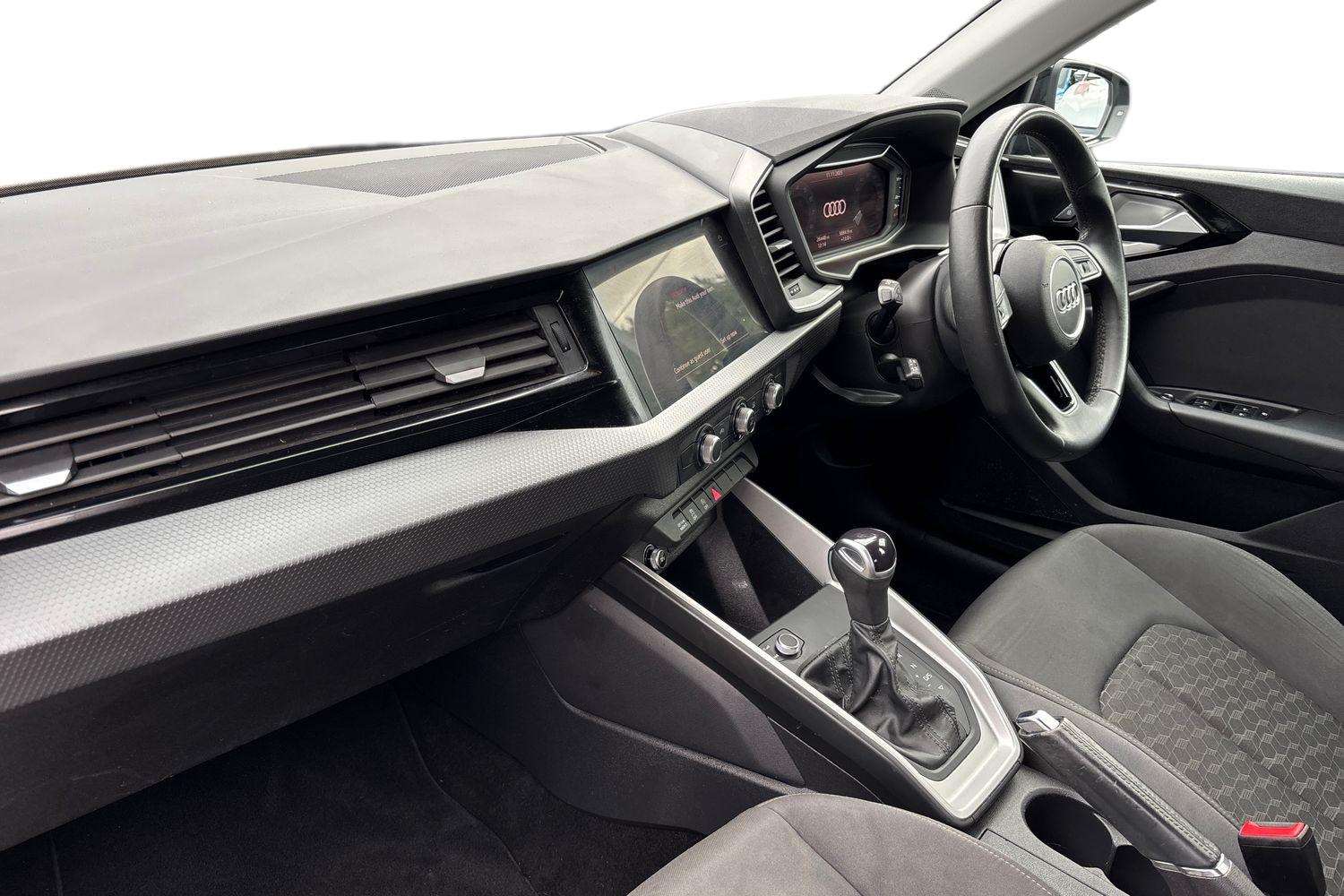 Used Audi A1 2022 for sale - 76576080: Photo 2