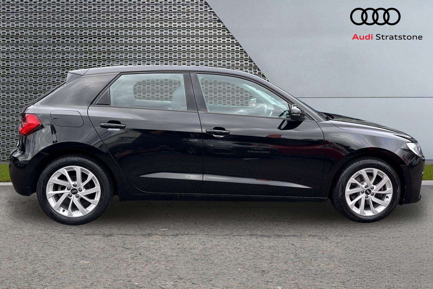 Used Audi A1 2022 for sale - 76576080: Photo 4