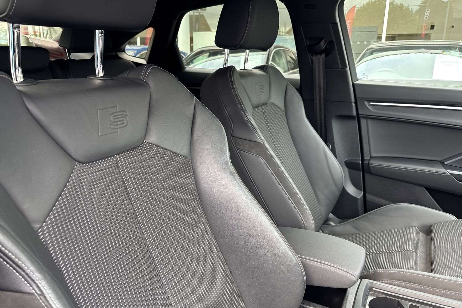 Used Audi Q3 2021 for sale - 76529240: Photo 33