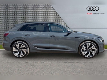 Used Audi Q8 2024 for sale - 79467122: Photo