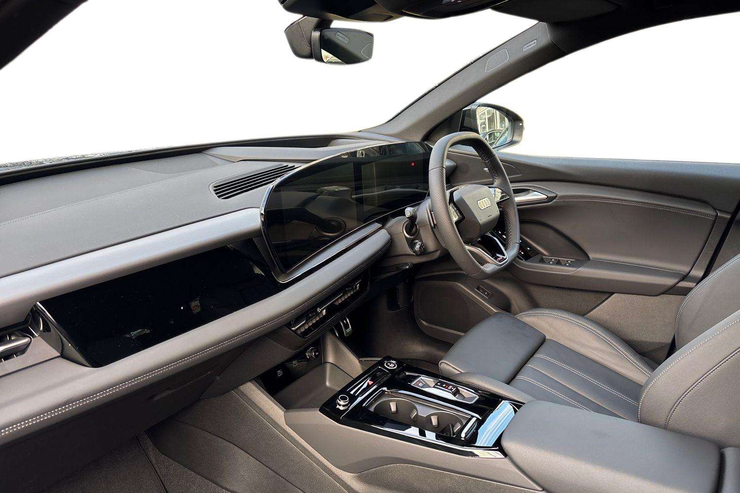 Used Audi Q6 e-tron 2025 for sale - 77270341: Photo 2