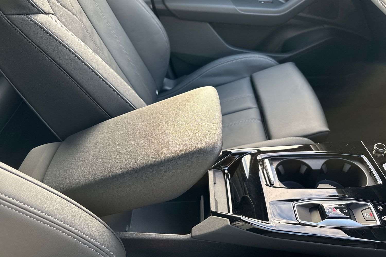 Used Audi Q6 e-tron 2025 for sale - 77270341: Photo 33