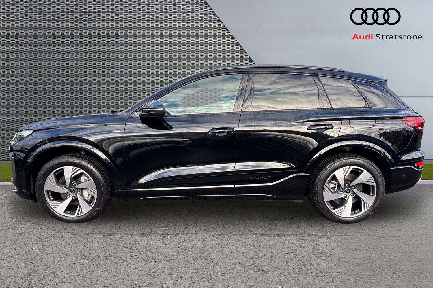 Used Audi Q6 e-tron 2025 for sale - 77270341: Photo 8