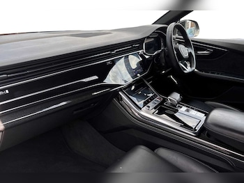 Used Audi Q8 2021 for sale - 74967037: Photo