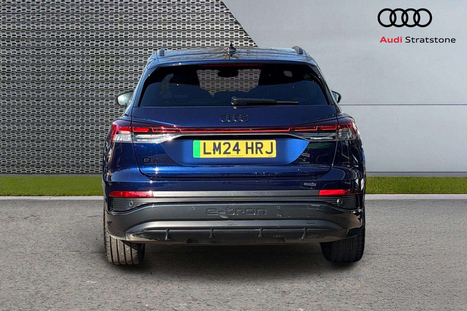 Used Audi Q4 e-tron 2024 for sale - 78173620: Photo 7