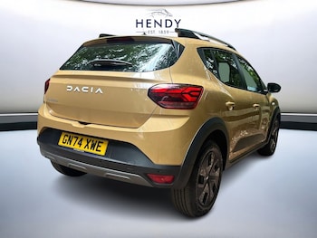 Used Dacia Sandero Stepway 2024 for sale - 79543876: Photo