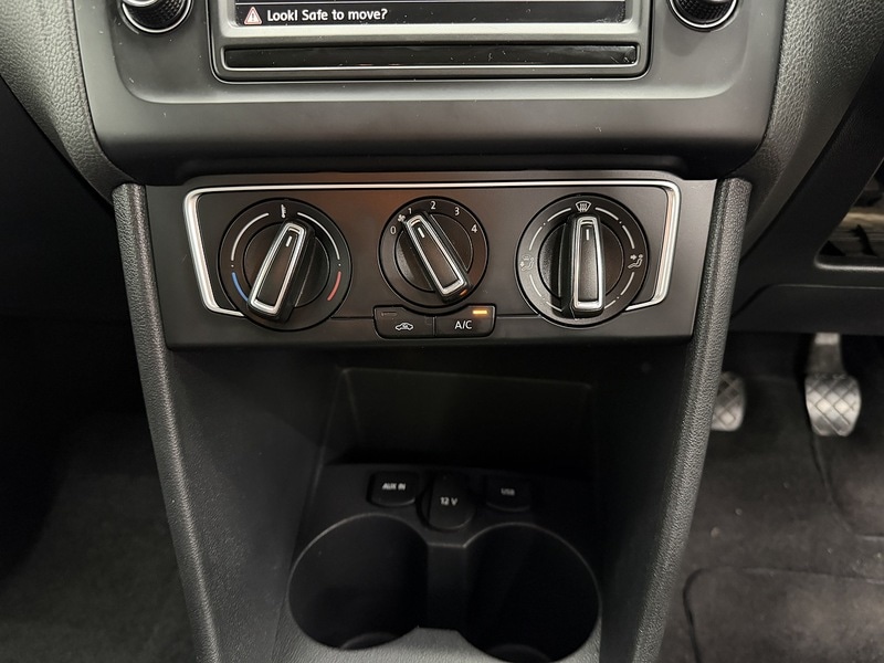 Used Volkswagen Polo 2016 for sale - 76707315: Photo 22