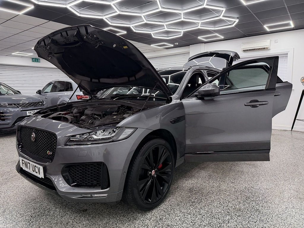 Used Jaguar F-Pace 2017 for sale - 77231943: Photo 13