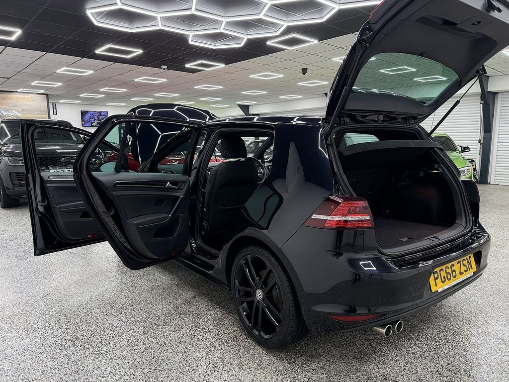 Used Volkswagen Golf 2017 for sale - 77195327: Photo 12