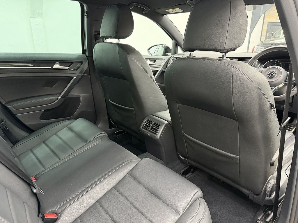 Used Volkswagen Golf 2017 for sale - 77195327: Photo 16