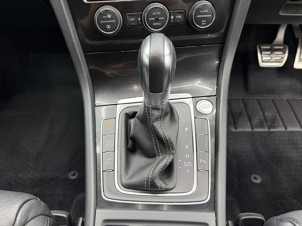 Used Volkswagen Golf 2017 for sale - 77195327: Photo 22