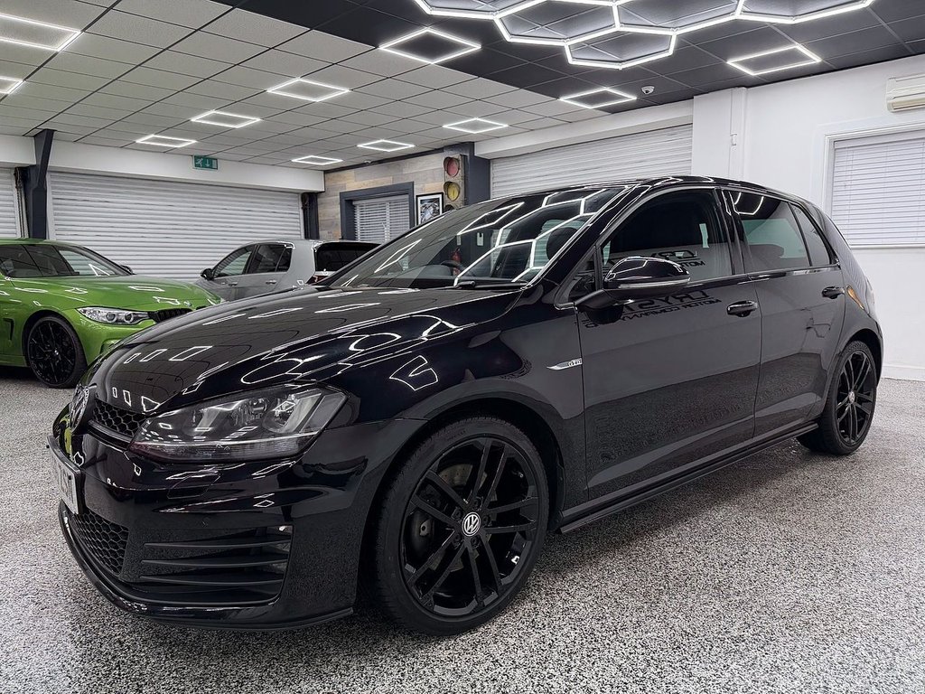 Used Volkswagen Golf 2017 for sale - 77195327: Photo 6