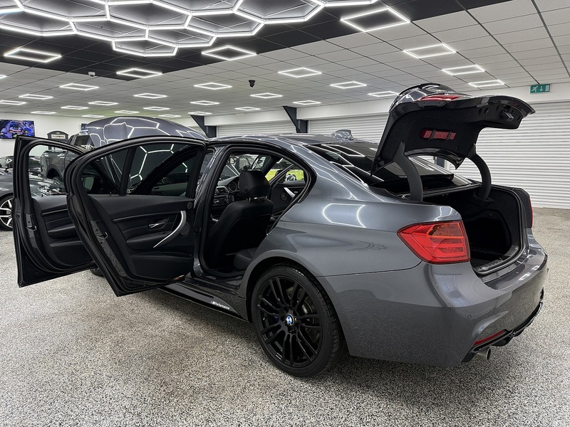 Used BMW 3 Series 2015 for sale - 76734300: Photo 11