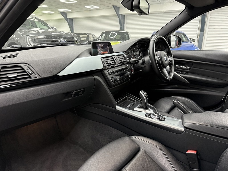 Used BMW 3 Series 2015 for sale - 76734300: Photo 18