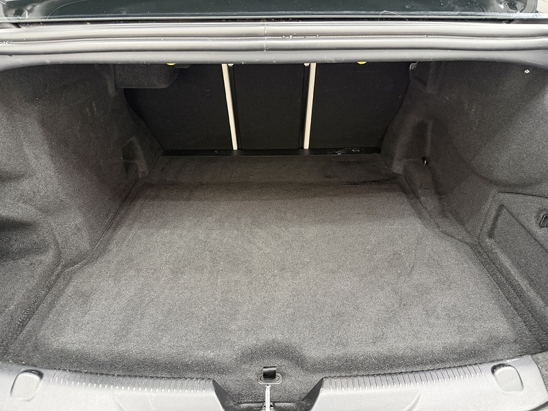 Used Jaguar XE 2020 for sale - 76707319: Photo 19