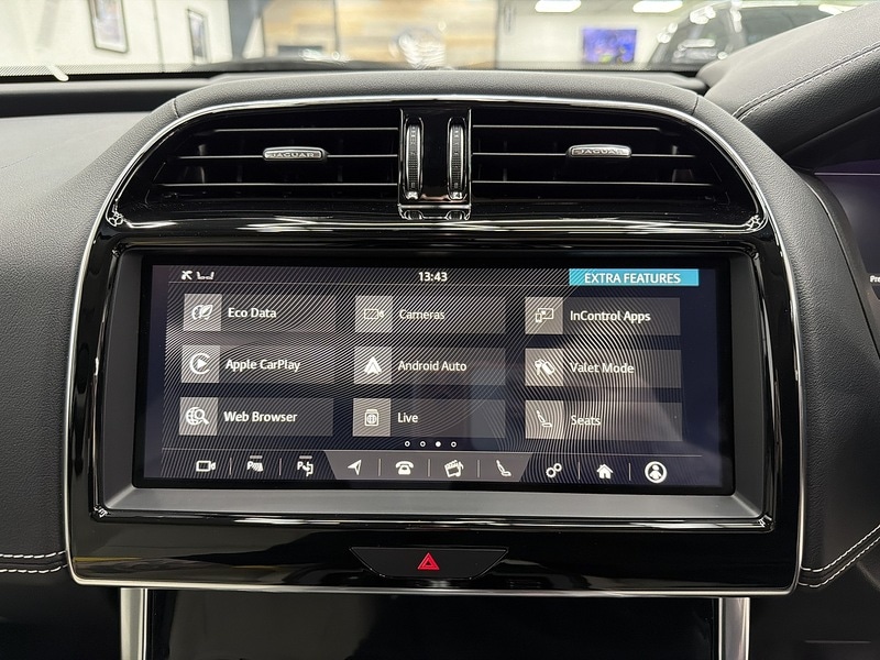 Used Jaguar XE 2020 for sale - 76707319: Photo 30