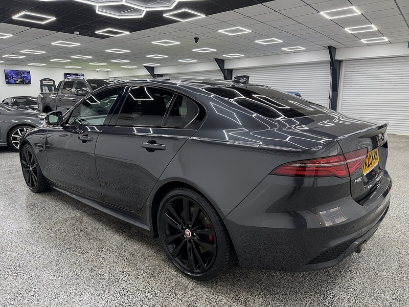 Used Jaguar XE 2020 for sale - 76707319: Photo 5