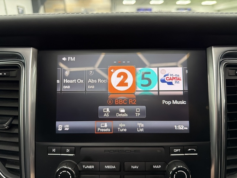 Used Porsche Macan 2018 for sale - 76707317: Photo 26