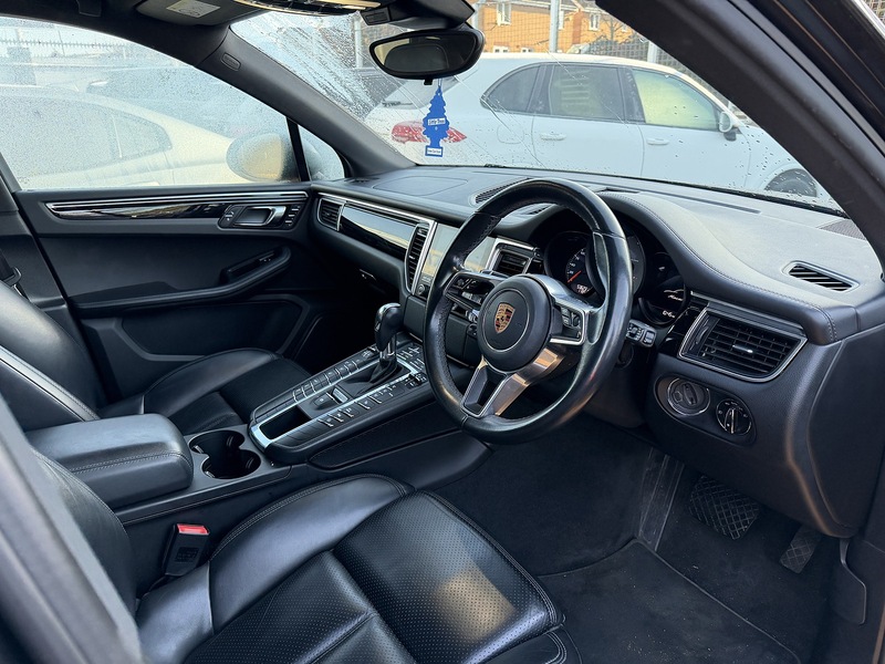 Used Porsche Macan 2018 for sale - 76707317: Photo 6