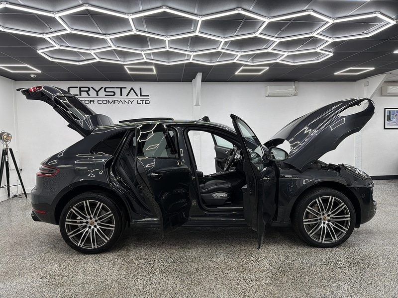 Used Porsche Macan 2018 for sale - 76707317: Photo 9