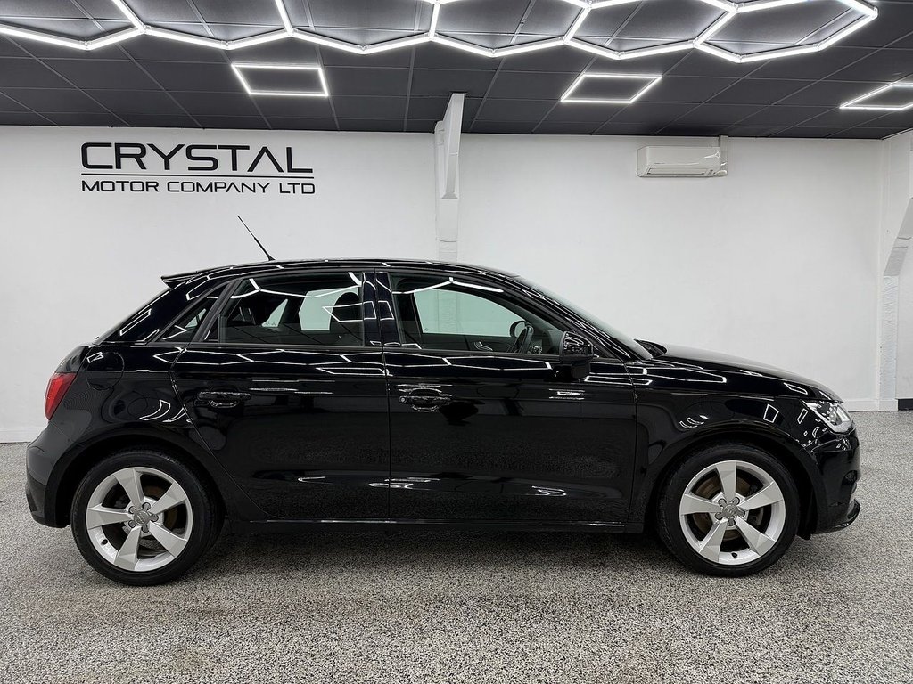 Used Audi A1 2018 for sale - 77195329: Photo 2