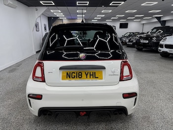 Used Abarth 595 2018 for sale - 77018950: Photo