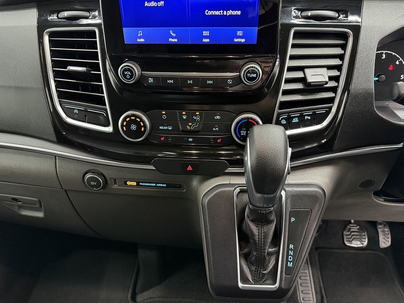 Used Ford Tourneo Custom 2020 for sale - 76707232: Photo 25