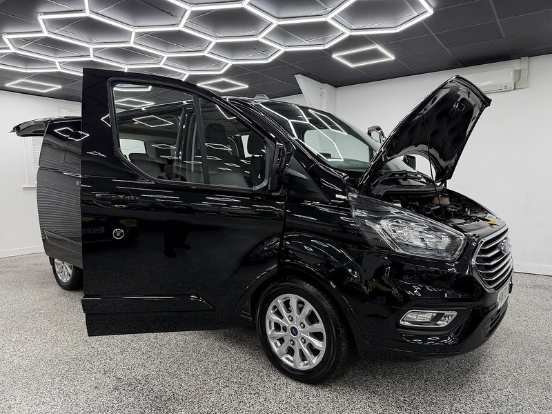 Used Ford Tourneo Custom 2020 for sale - 76707232: Photo 8
