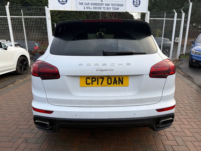 Used Porsche Cayenne 2017 for sale - 76853374: Photo 4