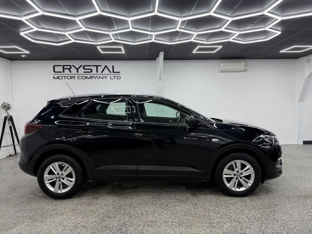 Used Vauxhall Grandland X 2018 for sale - 77231997: Photo 2