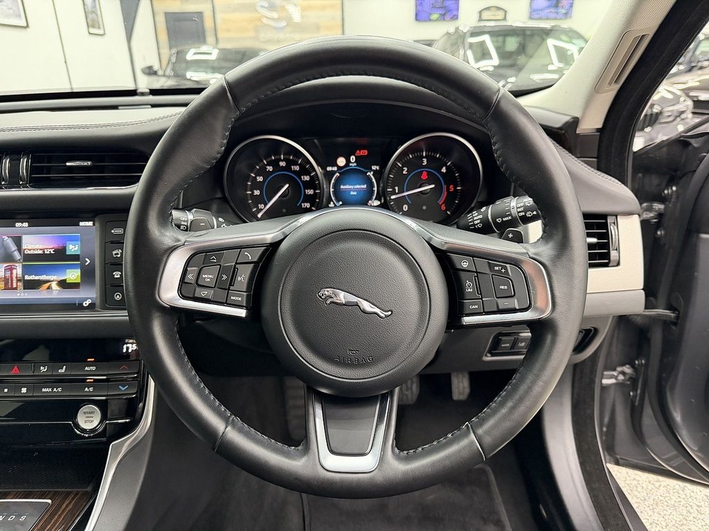 Used Jaguar XF 2018 for sale - 77195319: Photo 19