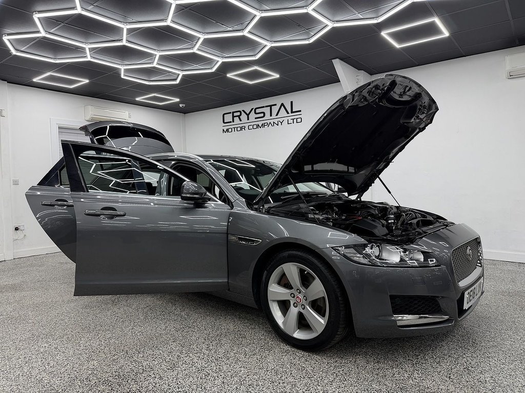 Used Jaguar XF 2018 for sale - 77195319: Photo 6