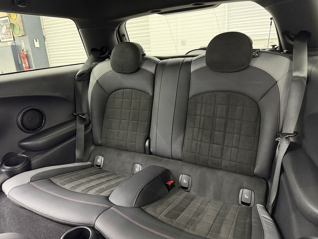 Used MINI Hatch 2023 for sale - 77195286: Photo 17