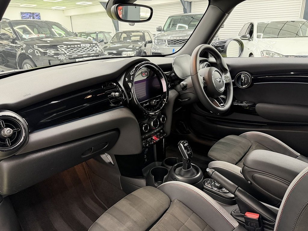 Used MINI Hatch 2023 for sale - 77195286: Photo 18