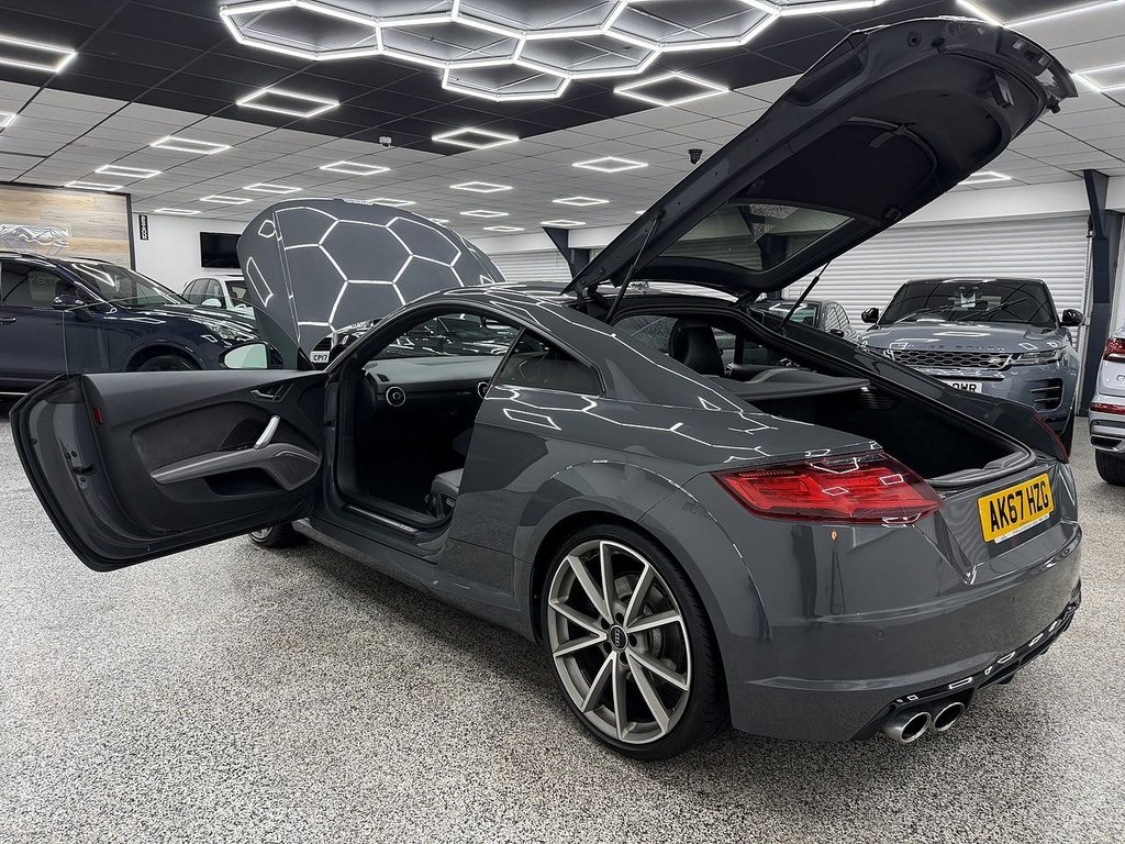 Used Audi TT 2018 for sale - 77232069: Photo 12