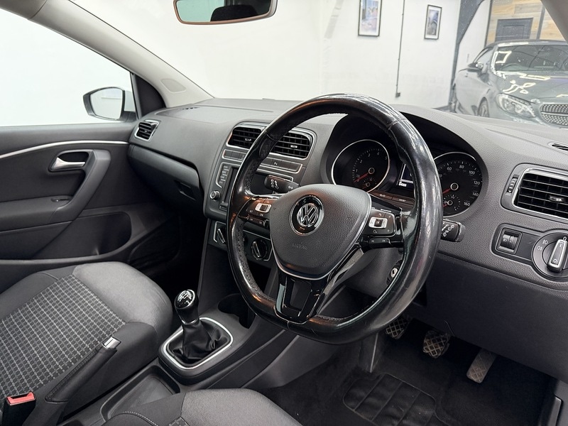 Used Volkswagen Polo 2017 for sale - 76707311: Photo 16