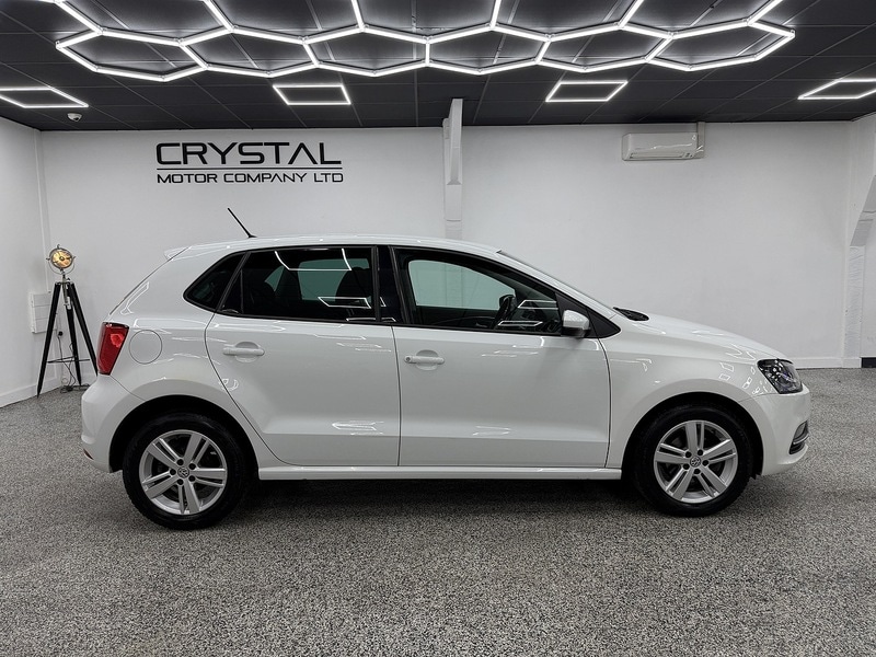 Used Volkswagen Polo 2017 for sale - 76707311: Photo 2