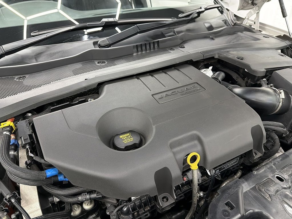 Used Jaguar E-Pace 2021 for sale - 77231878: Photo 17